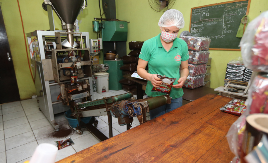 FEITO NO PARANA - Fabrica do Café Bela Esperança da cidade de Mandaguari.06/10/2020 - Foto: Geraldo Bubniak/AEN