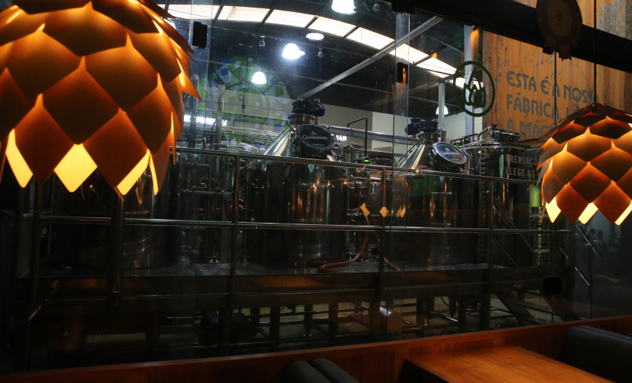 FEITO NO PARANA - Cervejaria Cathedral, de Maringa, que foi eleita por três anos consecutivos como a melhor cervejaria do Brasil, pelo Concurso Brasileiro de Cervejas, em 2018, 2019 e 2020. Maringa - 07/10/2020 - Foto: Geraldo Bubniak/AEN