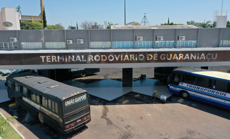 O terminal rodoviário de Guaraniaçu, no Centro-Sul do Estado, é uma extensão da vida de Otacílio de Oliveira