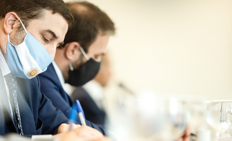 Governador apresenta corredor bioceânico a embaixador da Argentina
Foto: Rodrigo Felix Leal