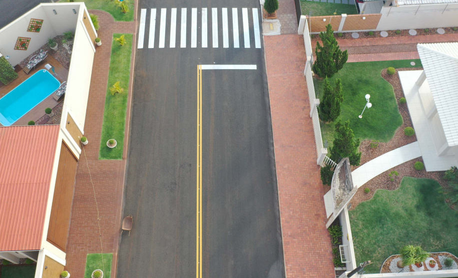 Novo asfalto melhora qualidade de vida da população de Missal. Foto: Alessandro Vieira/AEN