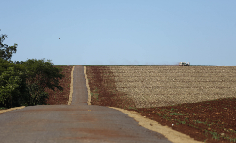 Palotina - 28-10-2020 - Alto Santana - Palotina - 28-10-2020 - Pavimentacão em Pedra Poliédrica na KD-131 em Palotina -Foto : Jonathan Campos / AEN-Foto : Jonathan Campos / AEN