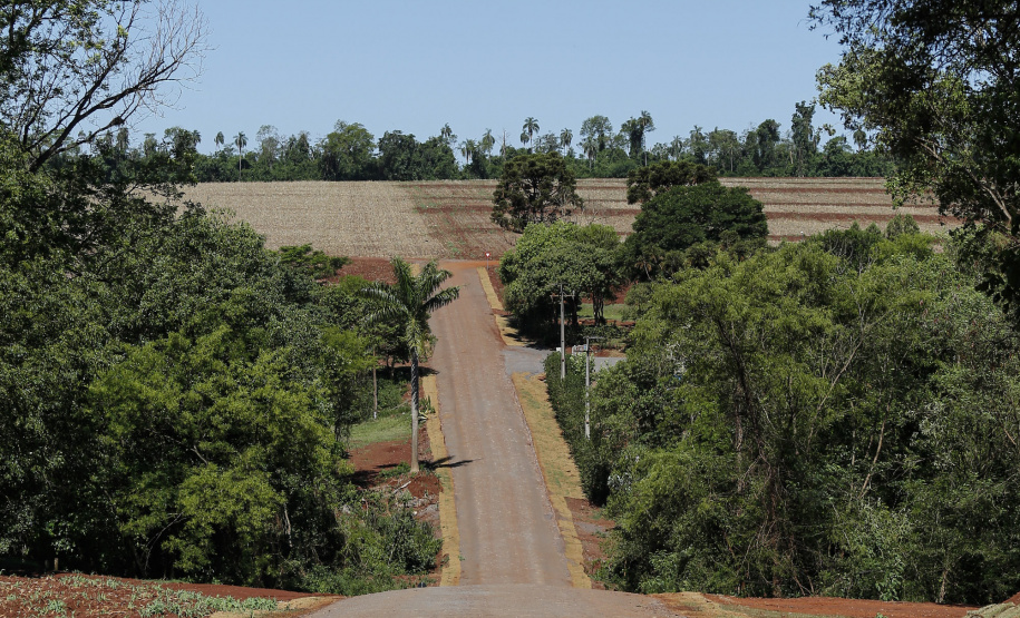 Palotina - 28-10-2020 - Pavimentacão em Pedra Poliédrica na KD-306 em Palotina -Foto : Jonathan Campos / AEN