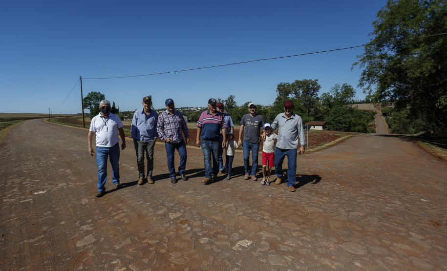Palotina - 28-10-2020 - Pavimentacão em Pedra Poliédrica na KD-306 em Palotina -Foto : Jonathan Campos / AEN