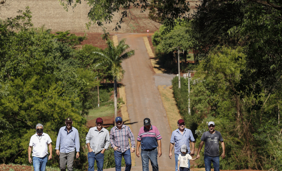 Palotina - 28-10-2020 - Pavimentacão em Pedra Poliédrica na KD-306 em Palotina -Foto : Jonathan Campos / AEN