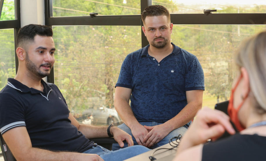 FEITO NO PARANA  - Diretores Luís Danilo de Oliveira e Marcos Adriano Carvalho da Ponce Equipamentos. Empresa que desenvolve equipamentos para a área da saúde na cidade de Campo Mourao. 08/10/2020 - Foto: Geraldo Bubniak/AEN