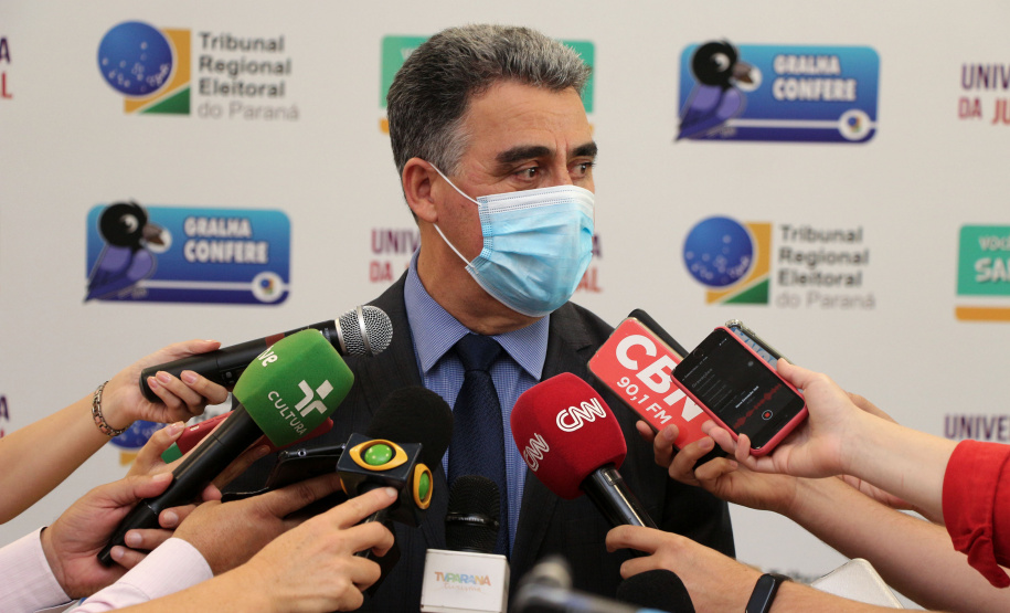Curitiba, 13 de novembro de 2020.  Entrega de Medalhas. Foto: Desembargador Tito Campos de Paula, Presedente do TRE-PR.