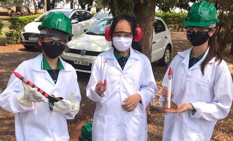 Projeto de reflorestamento com minifoguetes é finalista de prêmio científico nacional. Foto:SEED