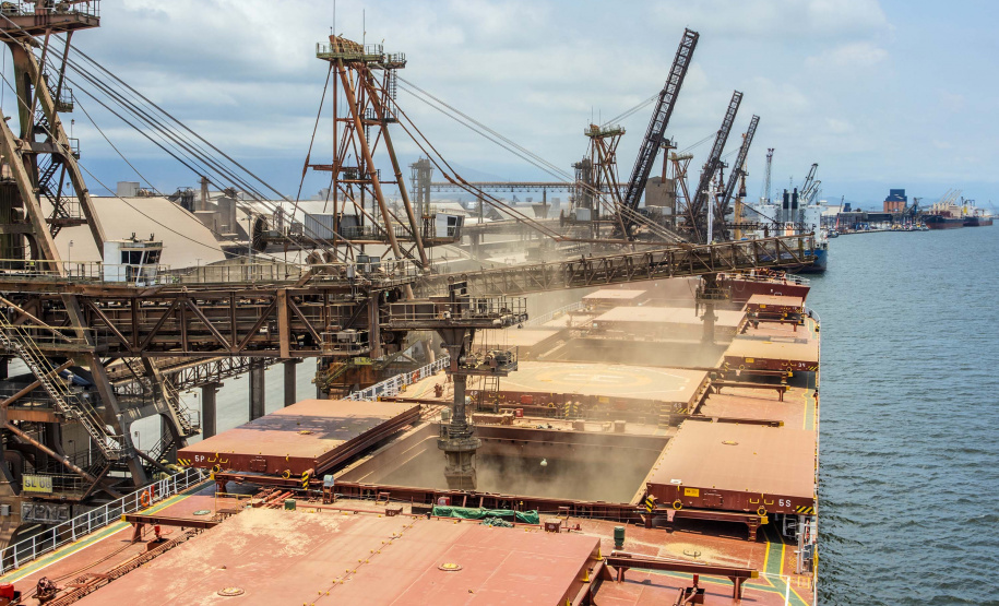 Portos do Paraná alcançam índices altos de ocupação e produtividade.