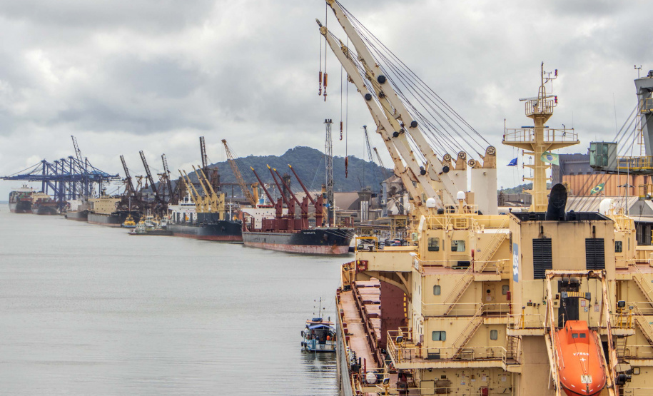 Portos do Paraná alcançam índices altos de ocupação e produtividade.