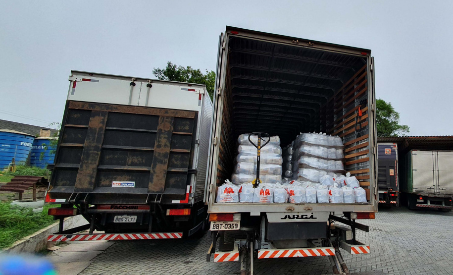 Defesa Civil leva mais de 5 mil cestas básicas e kits de higiene a comunidades indígenas. Foto: Defesa Civil