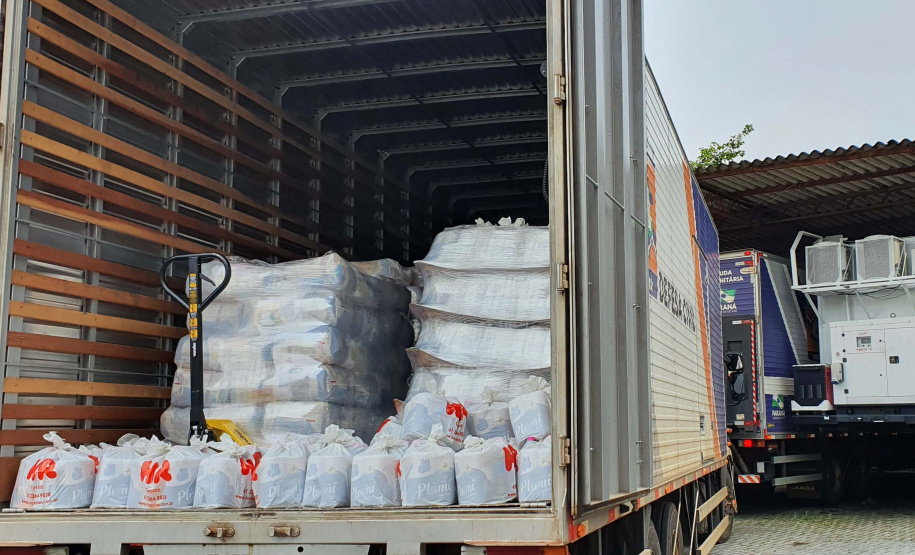 Defesa Civil leva mais de 5 mil cestas básicas e kits de higiene a comunidades indígenas. Foto: Defesa Civil