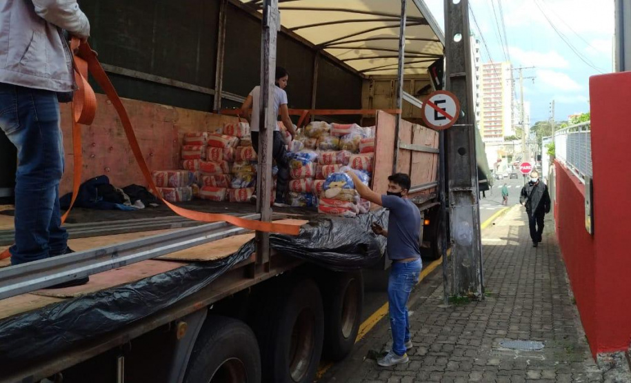 Defesa Civil leva mais de 5 mil cestas básicas e kits de higiene a comunidades indígenas. Foto: Defesa Civil