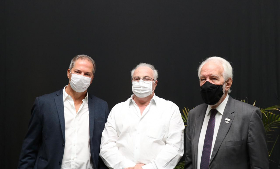 Vice-governador participa da abertura da feira Mercosuper. Foto: Camila Tonett