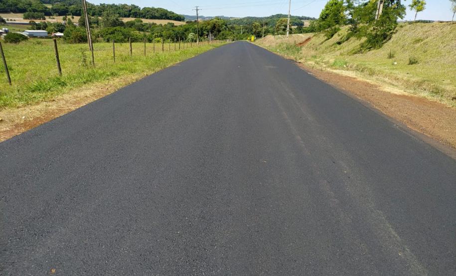 Serviços de conservação entre Dois Vizinhos e Cruzeiro do Iguaçu. Foto:DER