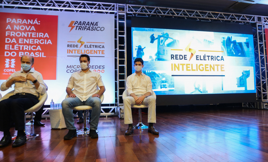 Copel Palotina O governador Carlos Massa Ratinho Junior e o presidente da Copel, Daniel Pimentel Slaviero, apresentam nesta quarta-feira (18), em Palotina, no Oeste do Estado, uma chamada pública para a contratação de energia proveniente de autogeradores, na CVale em Palotina.Palotina, 18/11/2020 - Foto: Geraldo Bubniak/AEN