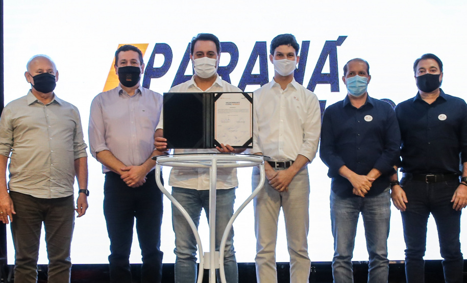 Copel Palotina O governador Carlos Massa Ratinho Junior e o presidente da Copel, Daniel Pimentel Slaviero, apresentam nesta quarta-feira (18), em Palotina, no Oeste do Estado, uma chamada pública para a contratação de energia proveniente de autogeradores, na CVale em Palotina.Palotina, 18/11/2020 - Foto: Geraldo Bubniak/AEN