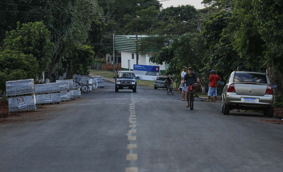 BRAGANEY - 23-10-2020 - Obras de Pavimentação asfáltica e calçada na cidade de Braganey - Foto : Jonathan Campos / AEN