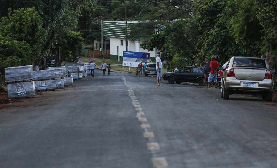 BRAGANEY - 23-10-2020 - Obras de Pavimentação asfáltica e calçada na cidade de Braganey - Foto : Jonathan Campos / AEN