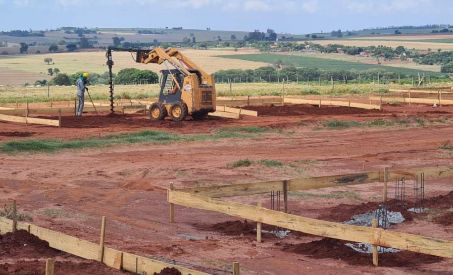Avançam as obras de moradias populares em Itaguajé e Flórida. Foto: Cohapar