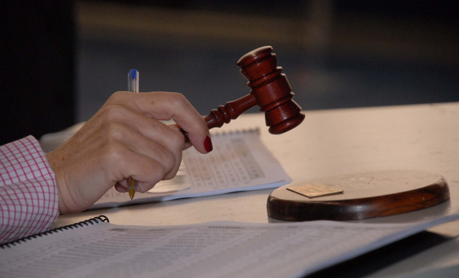 Leilão de veículos do Estado arrecada 567% a mais que o previsto. Foto: Arquivo AEN