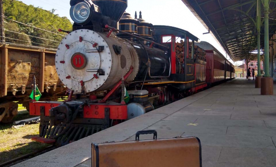 Maria Fumaça entre Morretes e Antonina vira atração no Litoral. Foto: Divulgação ABPF