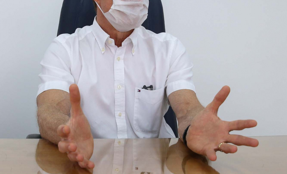 Feito no parana Coamo FEITO NO PARANA - Coamo cooperativa agro-industrial , a maior cooperativa da América Latina, com sede em Campo Mourão. Tem na linha alimentícia as marcas Primê, Sollus, Dualis e Anniela produz óleo de soja refinado, café torrado e moído, margarinas, farinha de trigo e gordura vegetal hidrogenada. Entrevista com Airton Galinari, presidente executivo da Coamo. 09/10/2020 - Foto: Geraldo Bubniak/AEN