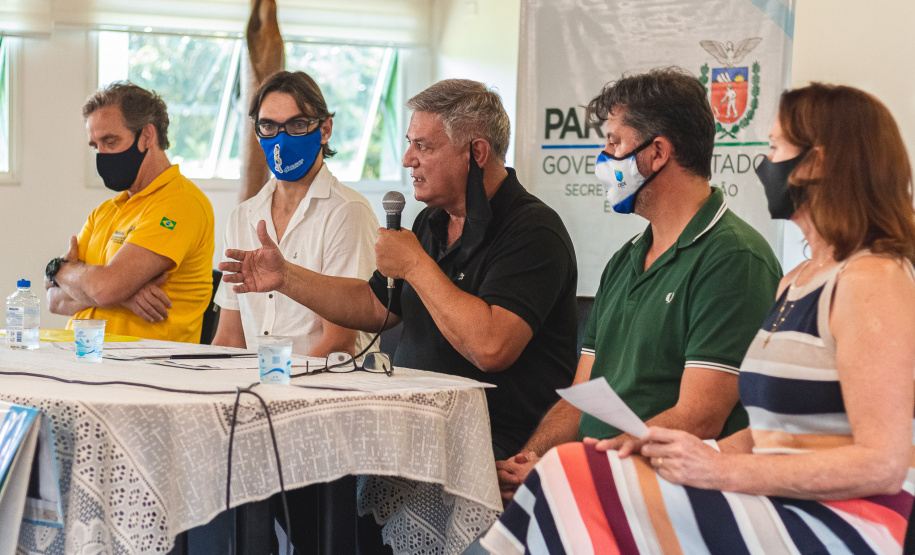 A Superintendência estadual do Esporte e a Federação do Desporto Escolar do Paraná assinaram nesta quarta-feira (25) um termo de cooperação que irá potencializar o esporte escolar do Estado.
Foto: Superintendência do Esporte