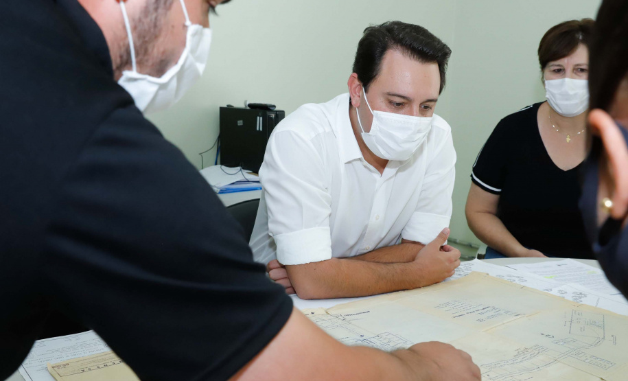 O governador Carlos Massa Ratinho Junior e o secretário de Estado da Saúde, Beto Preto, visitaram nesta quarta-feira (25) o Hospital de Dermatologia Sanitária do Paraná (HDSPR), em Piraquara.