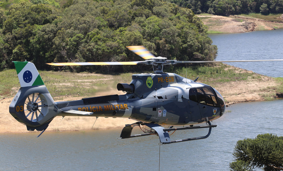 Atividades são promovidas regularmente para que os profissionais estejam prontos para dar suporte às equipes da PM e do Corpo de Bombeiros em operações, radiopatrulhamento aéreo, resgates e remoções aeromédicas.
Foto: SESP