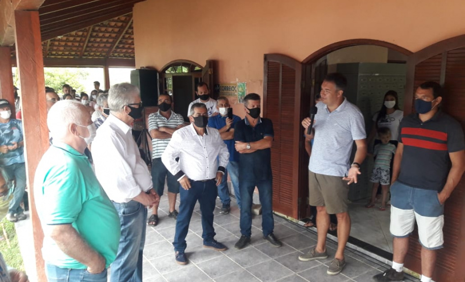 Governo do Estado entrega adubo para produtores do Litoral
.. Foto:SEAB