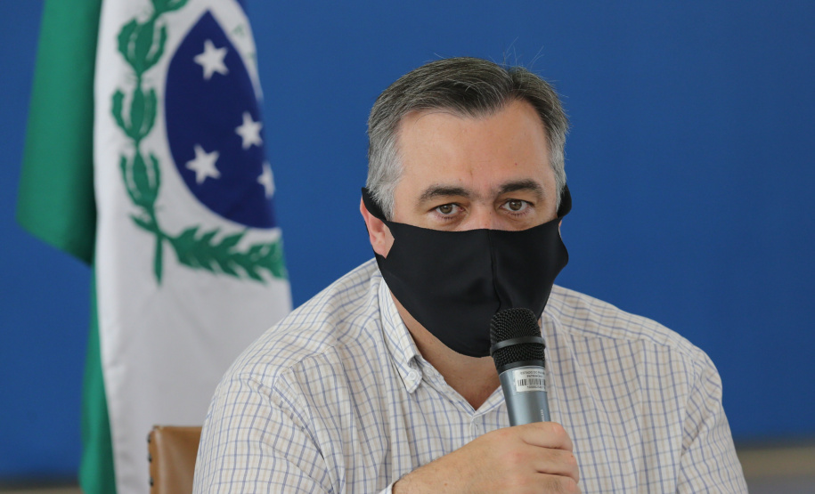 Reuniao Covid Reuniao do Secretário de Estado da Saude, Beto Preto, Secretário de Estado da Comunicação e da Cultura ,João Evaristo Debiasi com Assomec ? Associação dos Municípios da Região Metropolitana de Curitiba e representantes para alinhamento de açoes no combate do coronavirus. - Curitiba - 02/13/2020 - Foto: Geraldo Bubniak/AEN