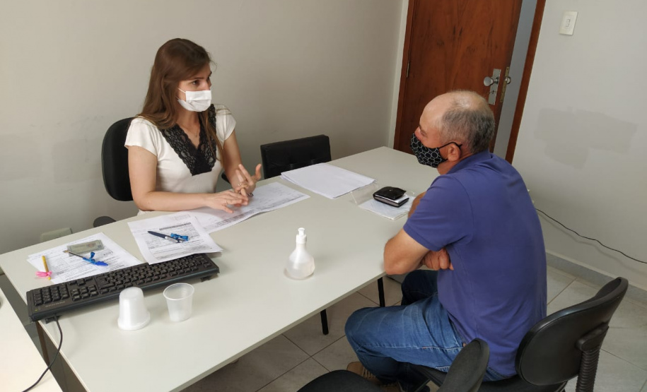 A Cohapar concluiu nesta quinta-feira (3), em Londrina, o primeiro mutirão de audiências de conciliação para renegociação de dívidas imobiliárias, feito em parceria com o Tribunal de Justiça do Paraná (TJPR). A iniciativa conjunta entre os poderes executivo e judiciário estaduais é fruto de um acordo firmado em setembro deste ano e deverá beneficiar milhares de famílias que possuem dívidas de financiamentos com a companhia. (Foto: Ivone Luchini / Cohapar)