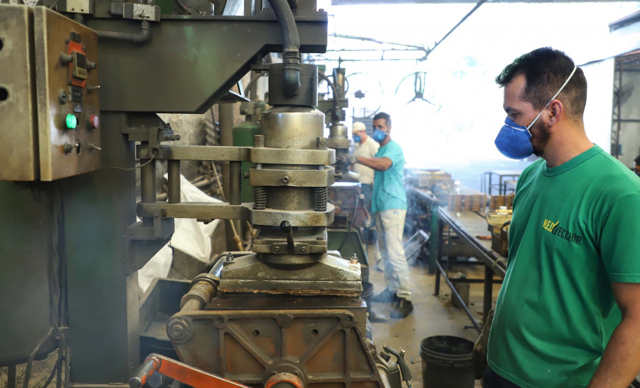 Fabricação de metais sanitários gera emprego e renda para Loanda e região. Foto: José Fernando Ogura/AEN