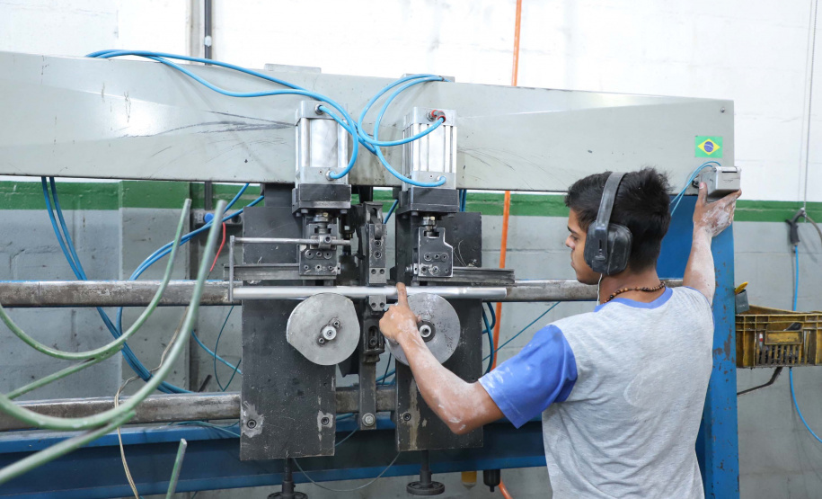 Fabricação de metais sanitários gera emprego e renda para Loanda e região. Foto: José Fernando Ogura/AEN