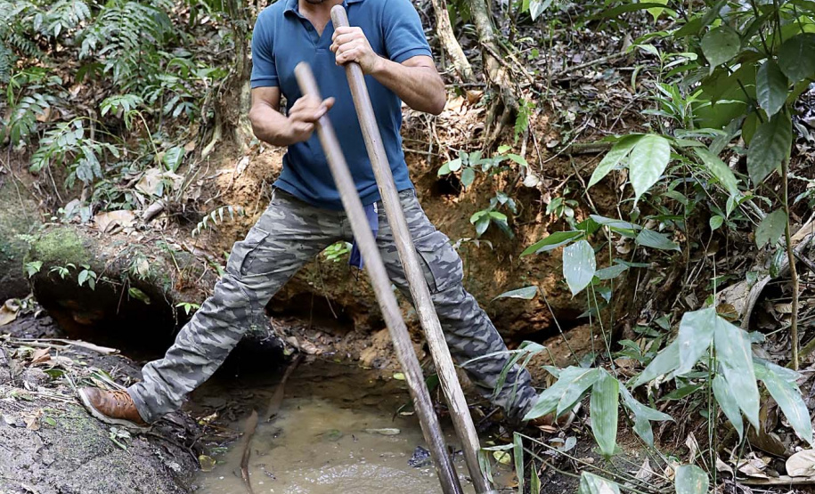 Portos do Paraná apoia gestão da água nas comunidades caiçaras da baia de Paranaguá.