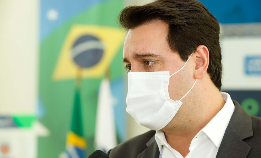 O governador Carlos Massa Ratinho Junior lançou nesta terça-feira (8) o site que dá largada ao cadastramento das empresas interessadas em participar do programa Cartão Futuro Emergencial, criado pelo Governo do Estado para estimular e manter as contratações de jovens aprendizes.