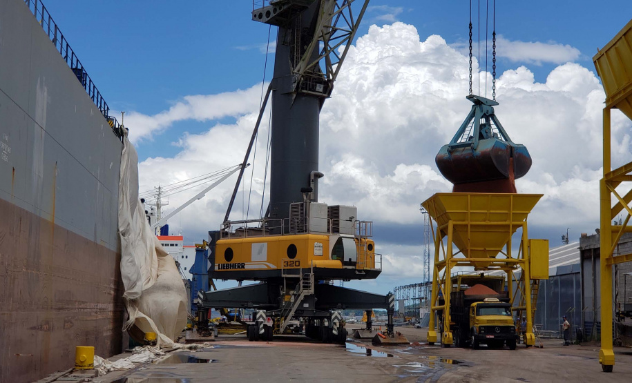 Exportações puxam o aumento de 9% na movimentação dos portos . Foto:Cesar Teixeira