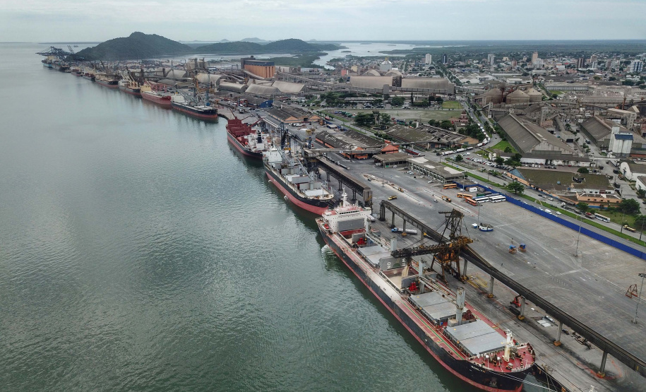 Exportações puxam o aumento de 9% na movimentação dos portos