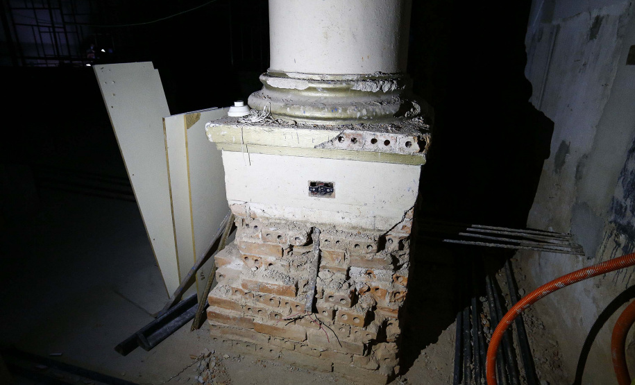 PALMEIRA - 02-12-2020 - OBRAS NO CINE TEATRO DE PALMEIRA - Foto: Jonathan Campos/ AEN