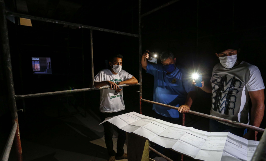 PALMEIRA - 02-12-2020 - OBRAS NO CINE TEATRO DE PALMEIRA - Foto: Jonathan Campos/ AEN