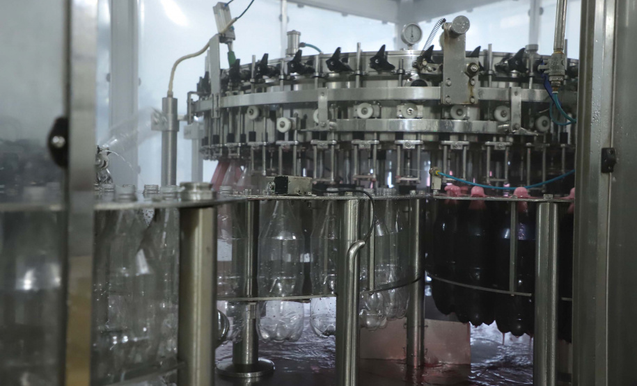 Há cerca de cinco anos a Garoto entrou no mercado de sucos naturais e tem visto os negócios prosperarem. Hoje, o suco Viva Feliz é encontrado nas gôndolas de todo o Sul, Sudeste e parte do Centro-Oeste do Brasil.