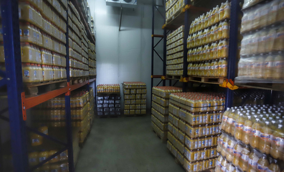 Há cerca de cinco anos a Garoto entrou no mercado de sucos naturais e tem visto os negócios prosperarem. Hoje, o suco Viva Feliz é encontrado nas gôndolas de todo o Sul, Sudeste e parte do Centro-Oeste do Brasil.