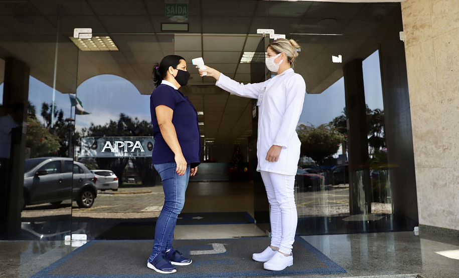 Portos do Paraná investe R$ 6,5 milhões no combate à Covid-19