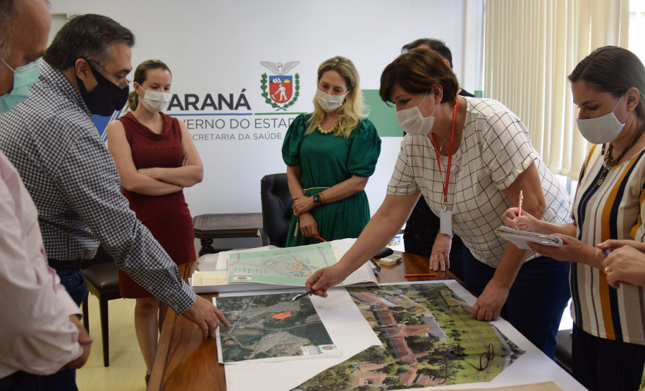 A reestruturação do Hospital de Dermatologia Sanitária do Paraná (HDSPR), em Piraquara, foi discutida em reunião entre o secretário estadual da Saúde, Beto Preto, técnicos da pasta e diretores da instituição. Americo Antonio