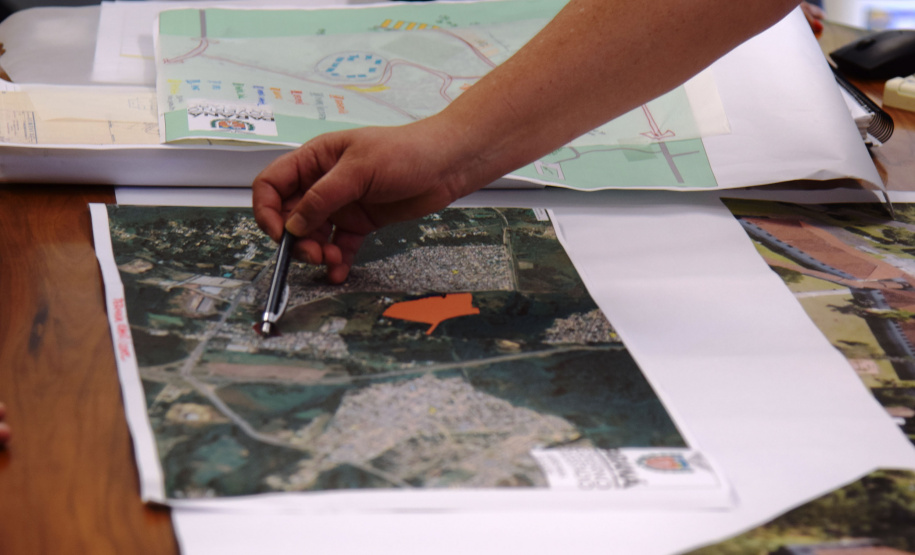 A reestruturação do Hospital de Dermatologia Sanitária do Paraná (HDSPR), em Piraquara, foi discutida em reunião entre o secretário estadual da Saúde, Beto Preto, técnicos da pasta e diretores da instituição. Americo Antonio