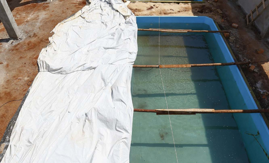 SANTA TEREZA DO OESTE - 02-12-2020 - OBRAS - PISCINA DE HIDROGINASTICA - Foto: Jonathan Campos/ AEN