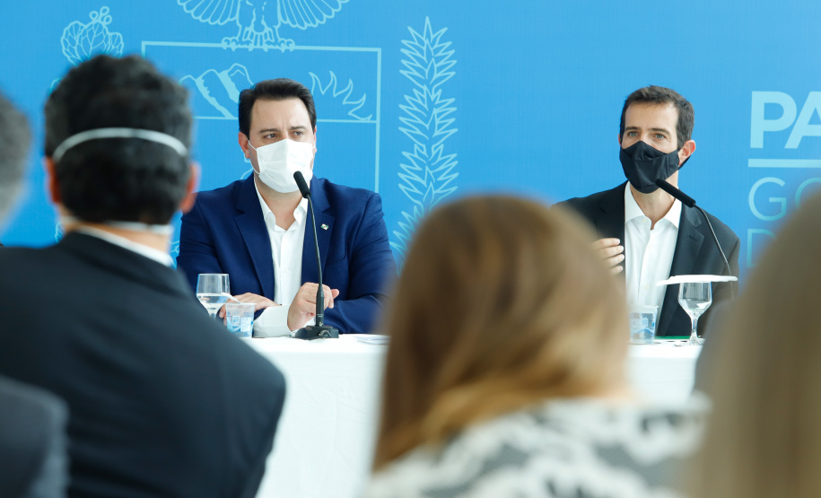 Paraná vai começar em 18 de fevereiro em formato híbrido. 
A confirmação do calendário escolar foi feita pelo governador Carlos Massa Ratinho Junior durante entrevista coletiva, nesta terça-feira (15), no Palácio Iguaçu.