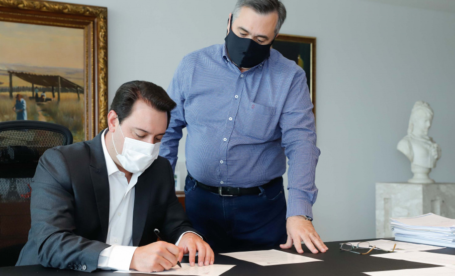 Estado paga antecipadamente mais de R$ 200 milhões aos prestadores da Saúde.