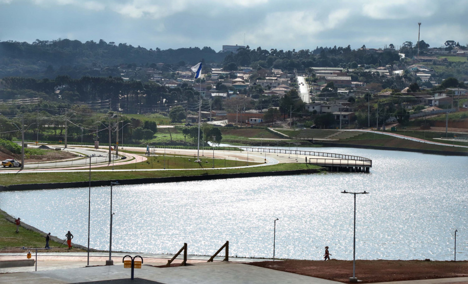 Parques embelezam, protegem o meio ambiente e garantem melhor qualidade de vida a todos.